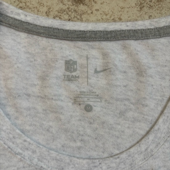 NFL Nike Atlanta Falcons Long Sleeve top medium - Picture 6 of 7